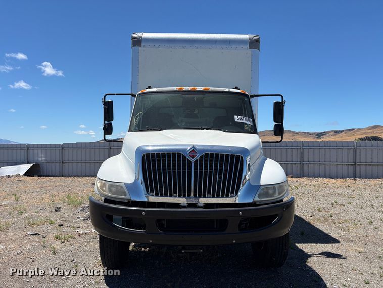 image for item YA3663 2018 International 4300 box truck