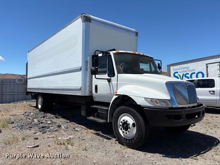 image for item YA3663 2018 International 4300 box truck