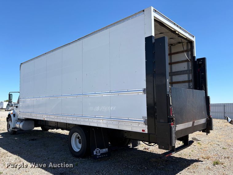 image for item YA3663 2018 International 4300 box truck