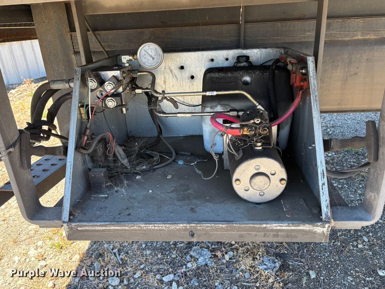 image for item YA3663 2018 International 4300 box truck
