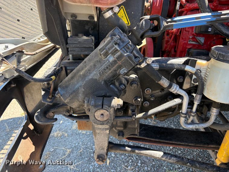 image for item YA3663 2018 International 4300 box truck