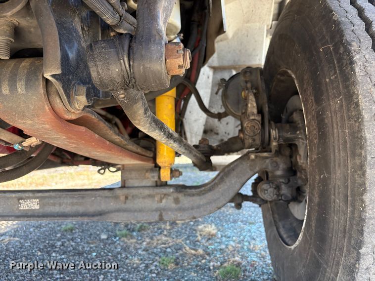 image for item YA3663 2018 International 4300 box truck
