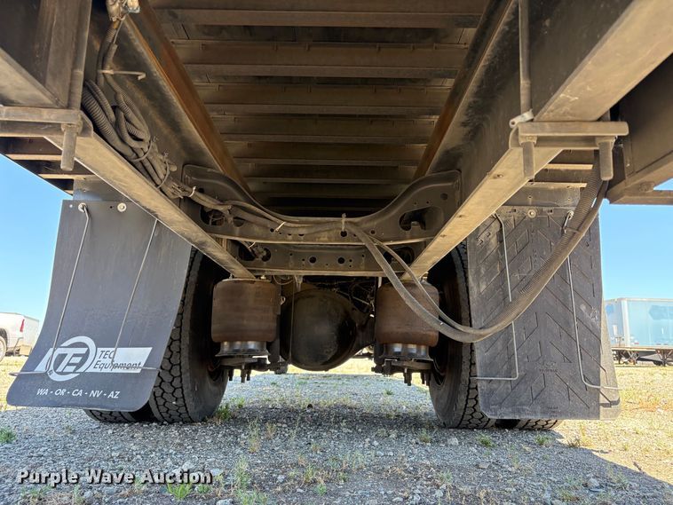 image for item YA3663 2018 International 4300 box truck