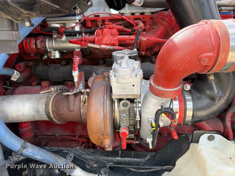 image for item YA3745 2023 Kenworth T680 semi truck