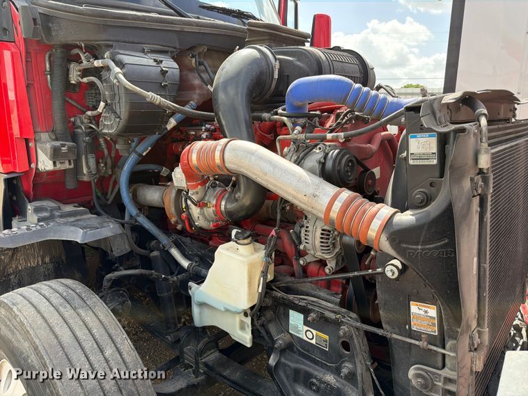 image for item YA3745 2023 Kenworth T680 semi truck
