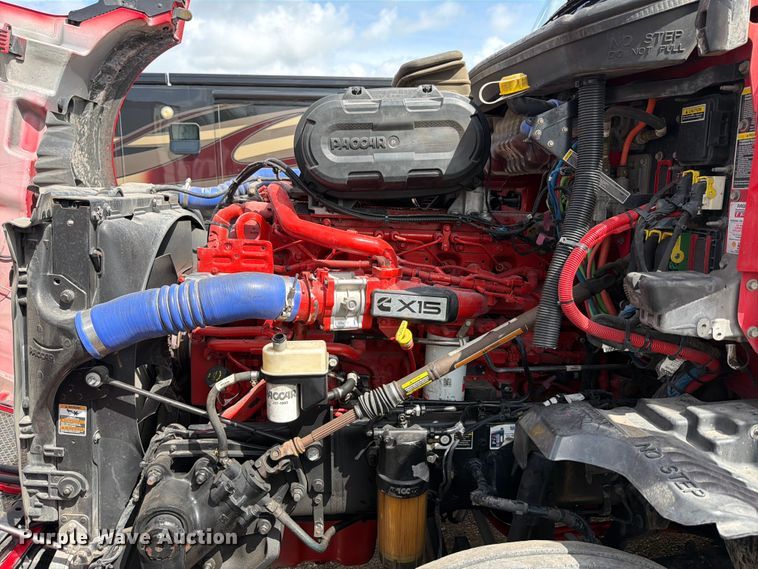 image for item YA3745 2023 Kenworth T680 semi truck