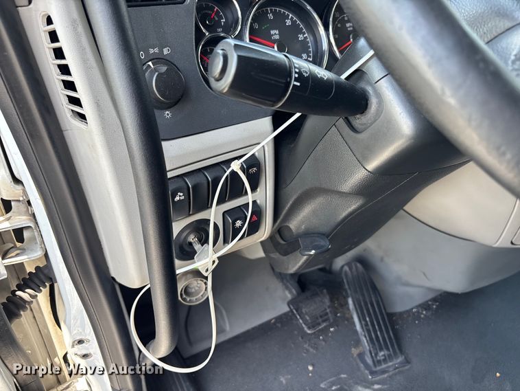image for item YA3796 2019 Peterbilt 579 semi truck