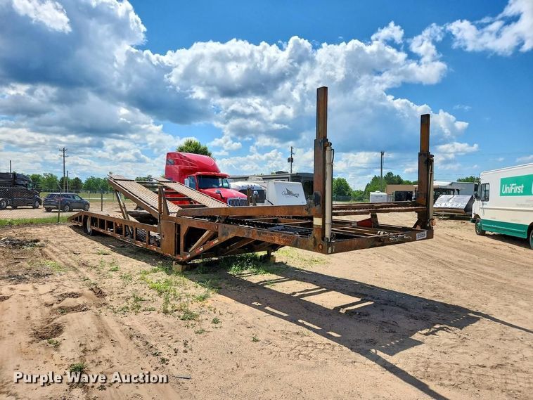 image for item YA3838 2017 Sun Country car carrier