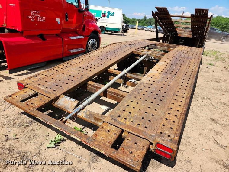 image for item YA3838 2017 Sun Country car carrier