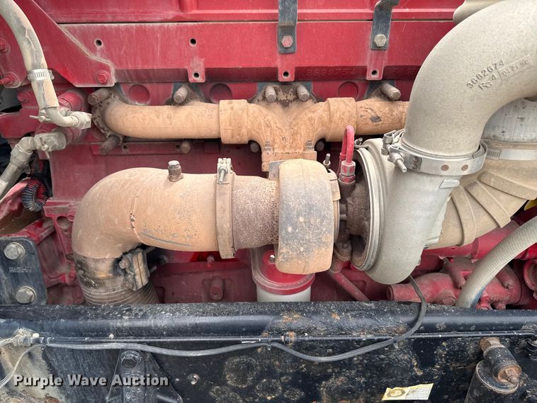 image for item YA3875 2012 Peterbilt 389 semi truck