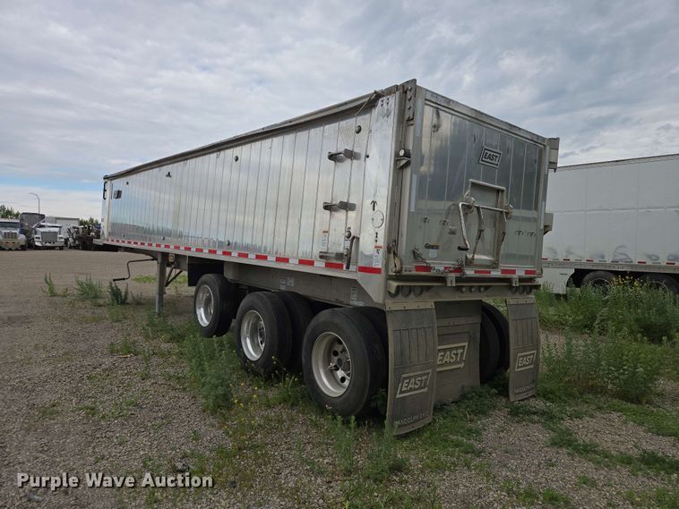 image for item YA3927 2025 East Genesis end dump trailer
