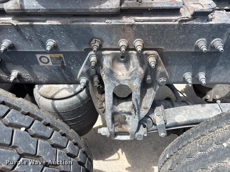 image for item YA3948 2018 Peterbilt 579 semi truck