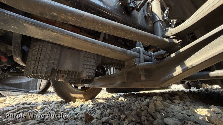 image for item YA3953 2022 Freightliner Cascadia semi truck