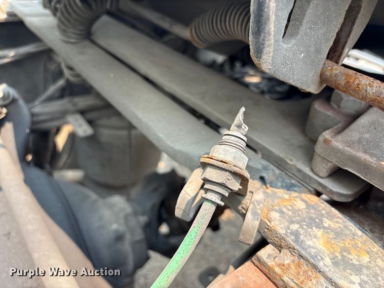 image for item YA4016 2020 Freightliner Cascadia semi truck
