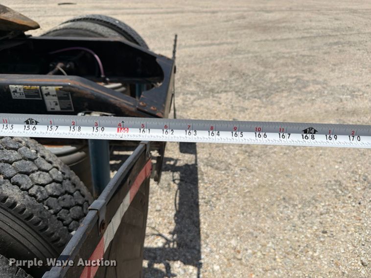 image for item YA4054 2017 Peterbilt 579 semi truck