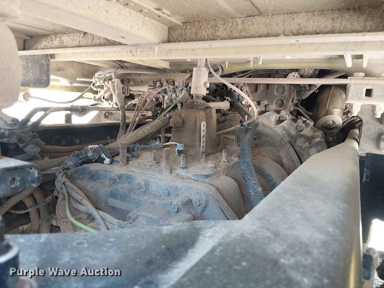image for item YA4057 2017 Peterbilt 579 semi truck