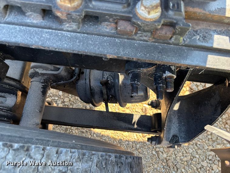 image for item YA4094 2019 International RH613 semi truck