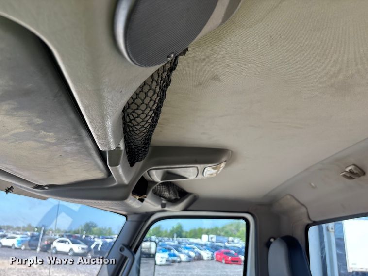 image for item YA4094 2019 International RH613 semi truck