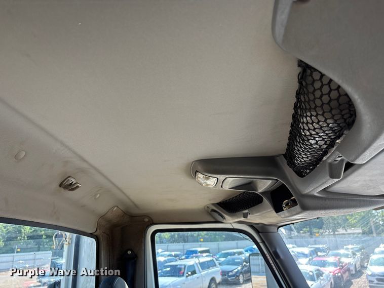 image for item YA4094 2019 International RH613 semi truck