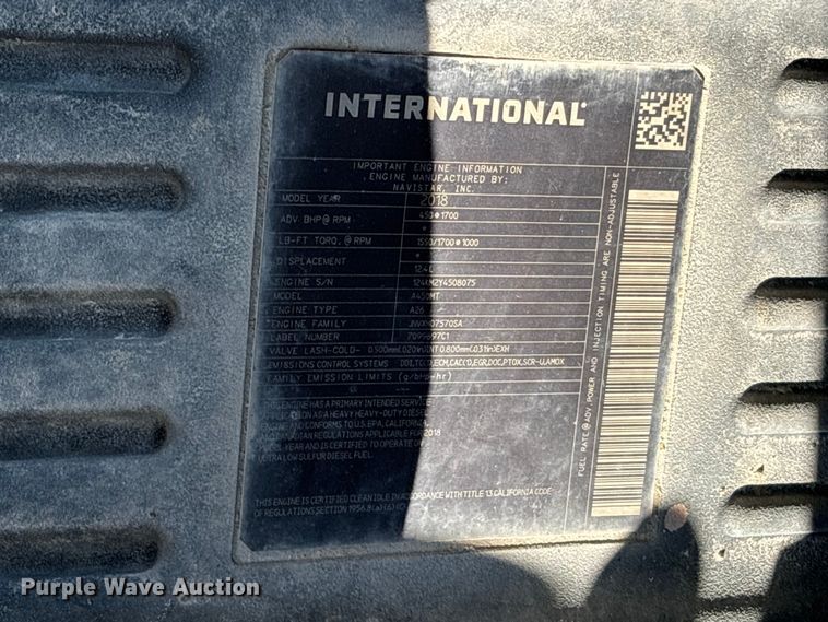 image for item YA4094 2019 International RH613 semi truck