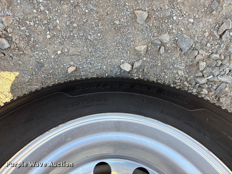 image for item YA4094 2019 International RH613 semi truck
