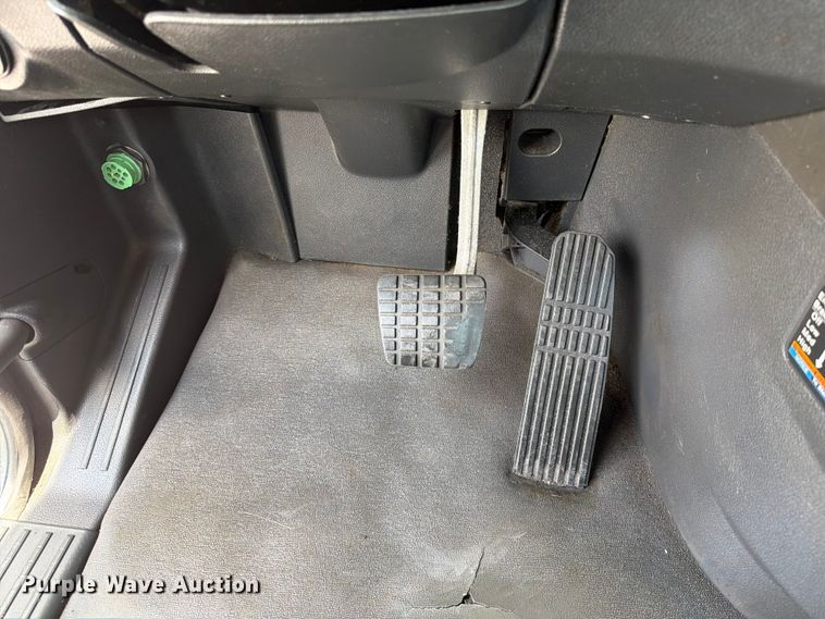 image for item YA4095 2021 Freightliner Cascadia semi truck