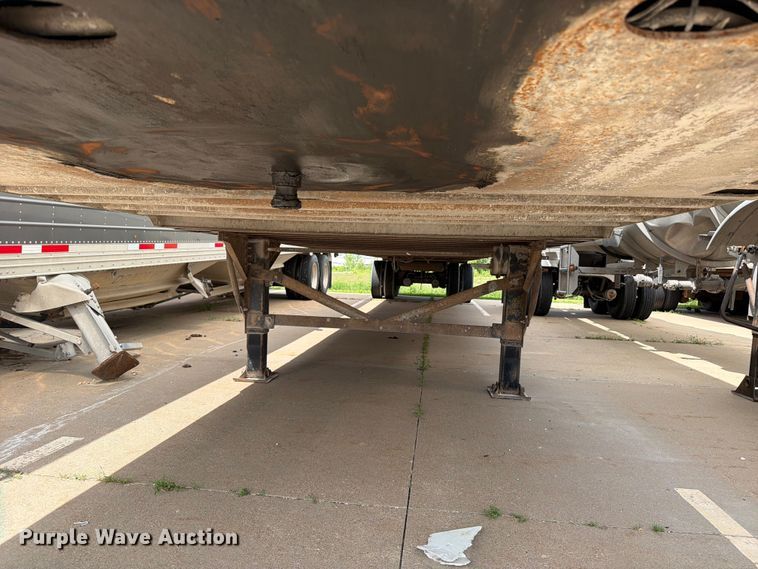 image for item YA4169 2005 Great Dane  7411TP-SA dry van trailer