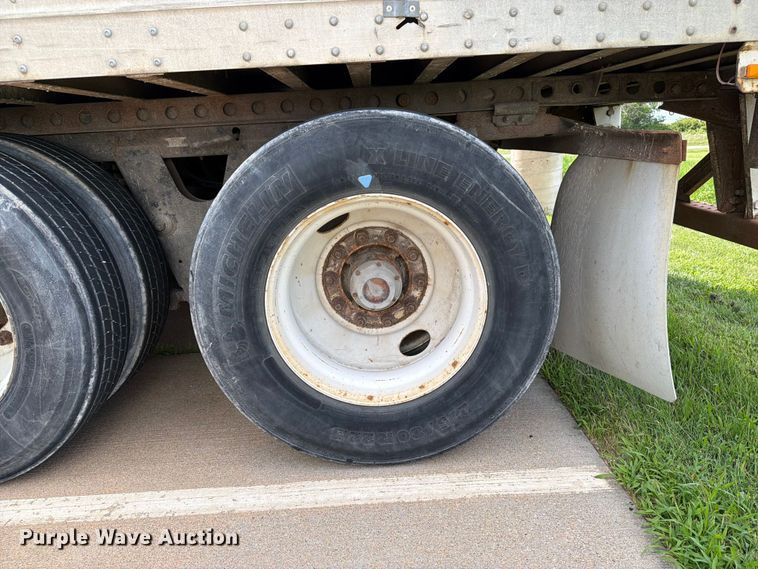 image for item YA4169 2005 Great Dane  7411TP-SA dry van trailer