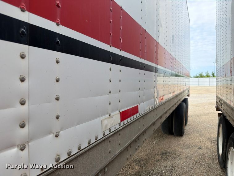image for item YA4170 2005 Stoughton AVXW-535T-S-C-AR dry van trailer