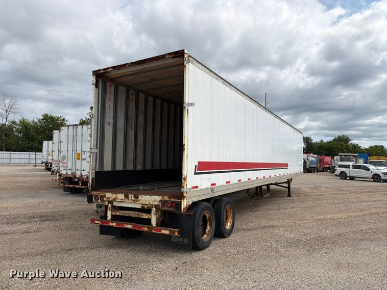 image for item YA4170 2005 Stoughton AVXW-535T-S-C-AR dry van trailer
