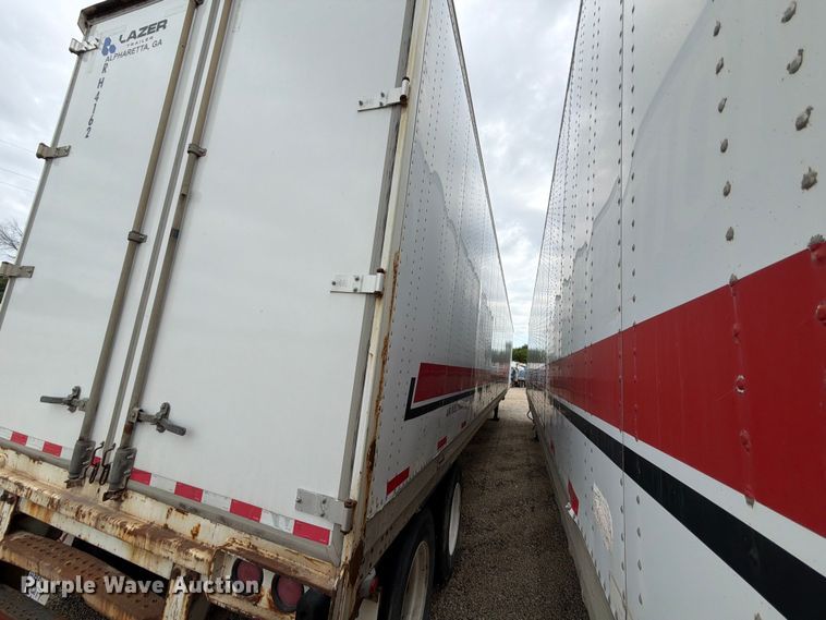 image for item YA4171 2005 Stoughton AVXW-535T-S-C-AR dry van trailer