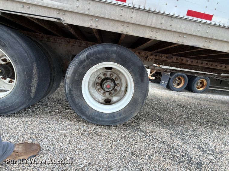 image for item YA4171 2005 Stoughton AVXW-535T-S-C-AR dry van trailer