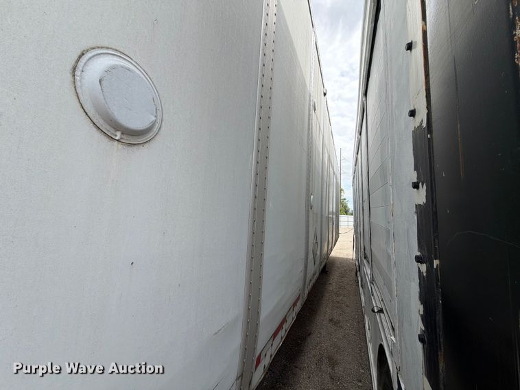 image for item YA4172 1995 Wabash dry van trailer