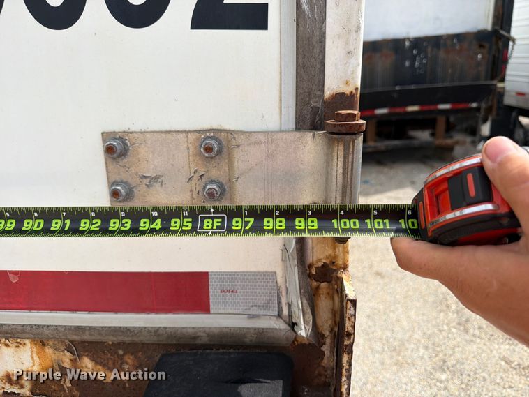 image for item YA4172 1995 Wabash dry van trailer