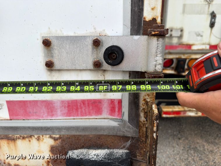 image for item YA4173 1995 Wabash dry van trailer