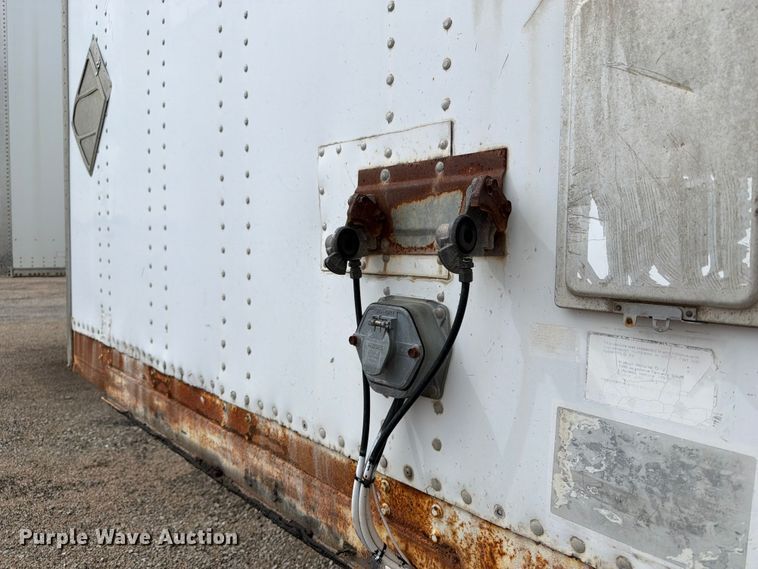 image for item YA4174 1995 Wabash dry van trailer