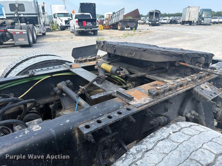 image for item YA4228 2022 International LT625 semi truck