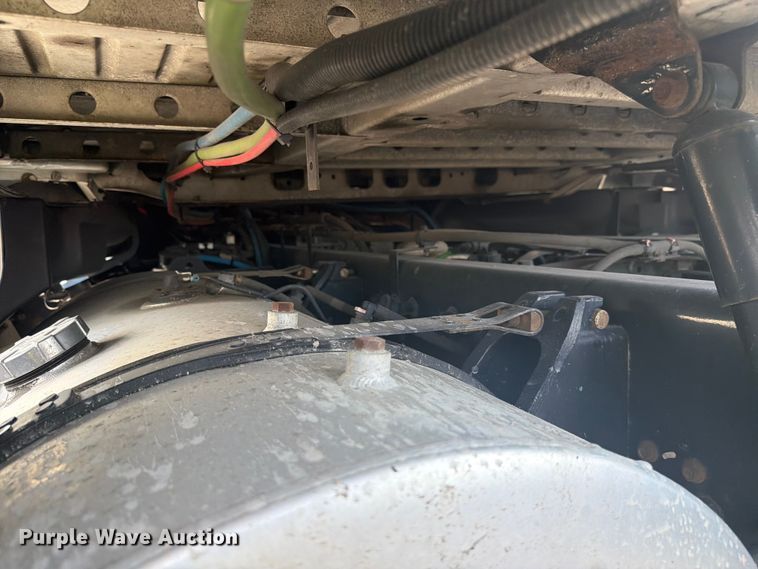 image for item YA4228 2022 International LT625 semi truck