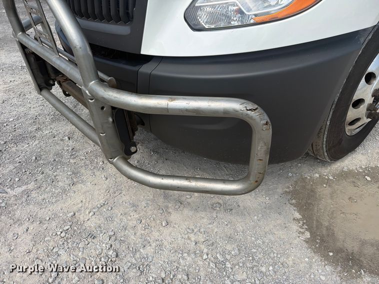 image for item YA4228 2022 International LT625 semi truck