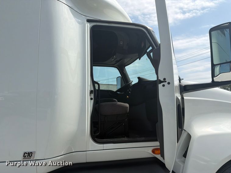 image for item YA4228 2022 International LT625 semi truck