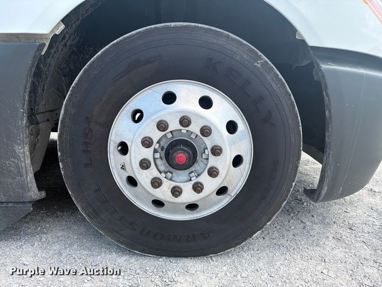 image for item YA4228 2022 International LT625 semi truck