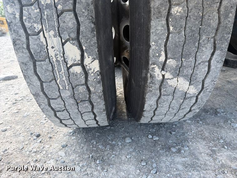 image for item YA4228 2022 International LT625 semi truck