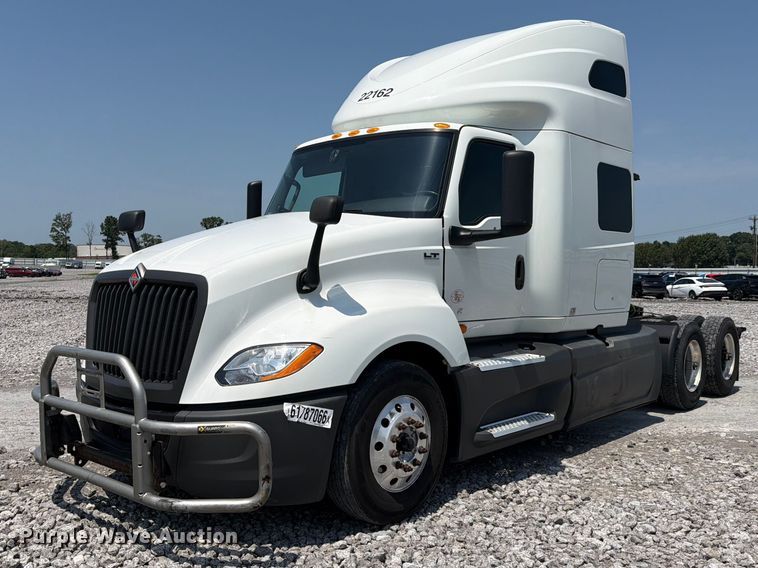 image for item YA4230 2022 International LT625 semi truck