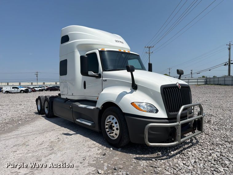 image for item YA4230 2022 International LT625 semi truck