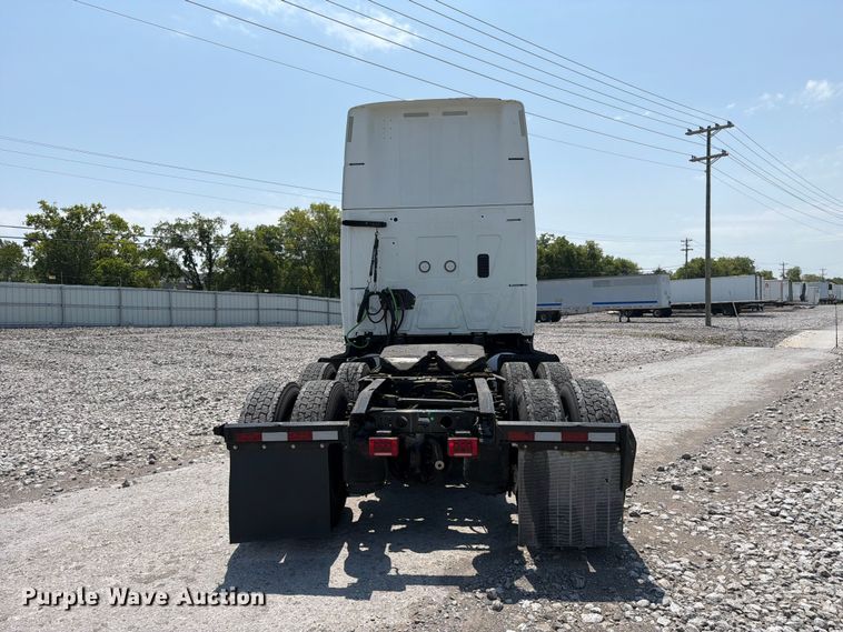 image for item YA4230 2022 International LT625 semi truck