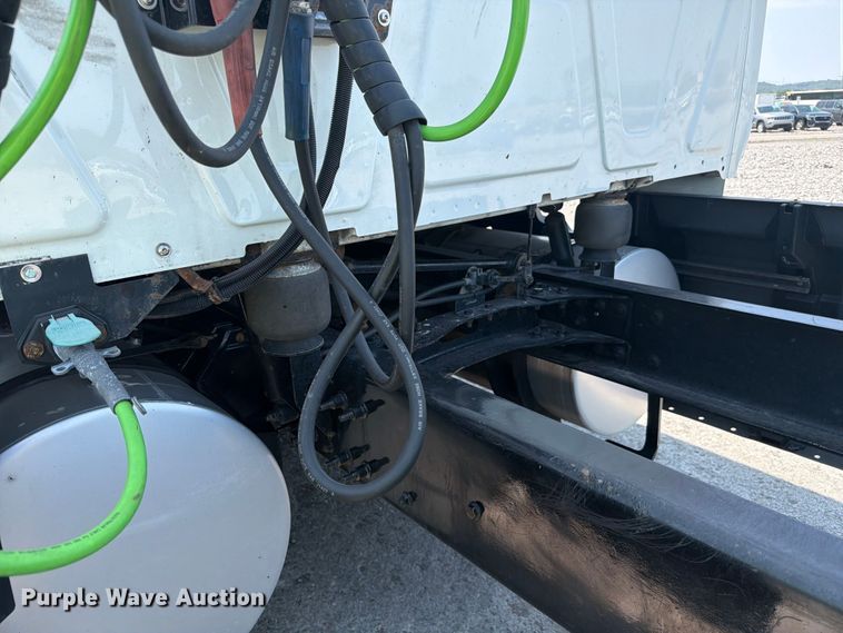 image for item YA4230 2022 International LT625 semi truck