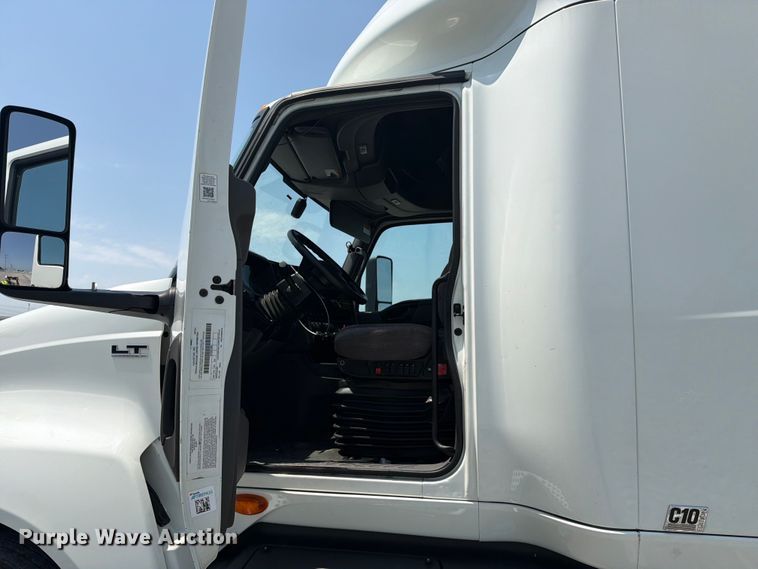 image for item YA4230 2022 International LT625 semi truck