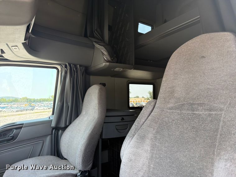 image for item YA4230 2022 International LT625 semi truck