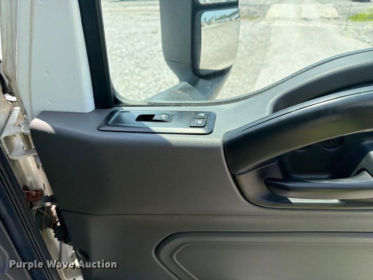 image for item YA4230 2022 International LT625 semi truck