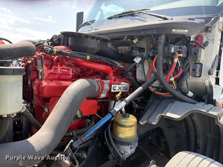 image for item YA4230 2022 International LT625 semi truck